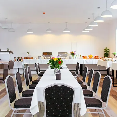 莱塔纳生活方式酒店 3*