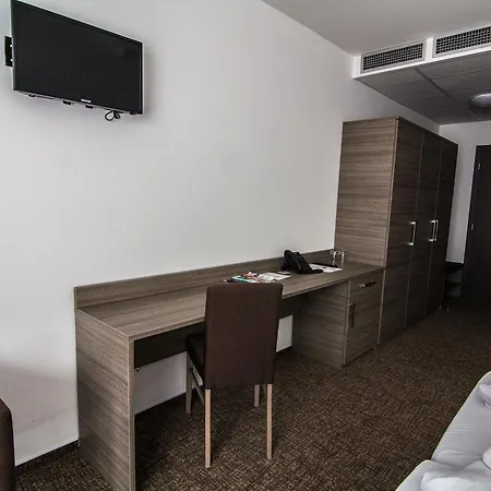 Hotel Lifestyle Leithana 3*